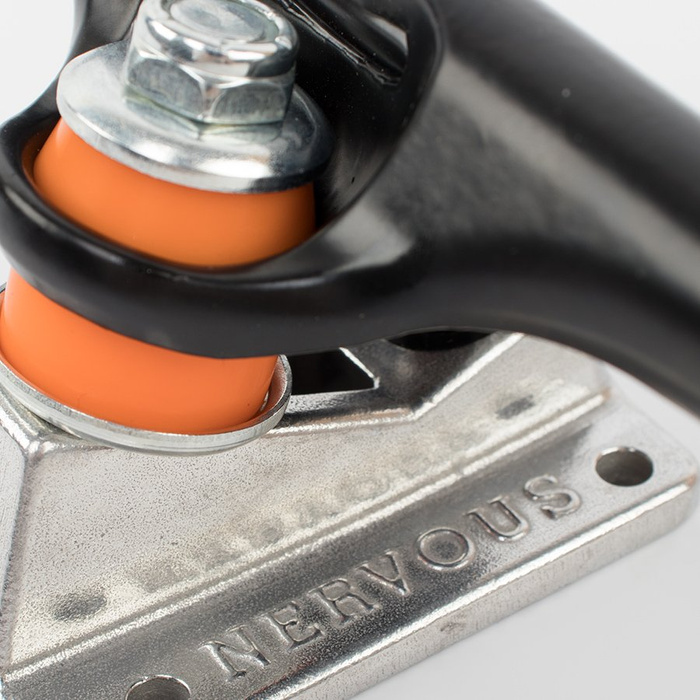 Trucki Nervous Black/Silver