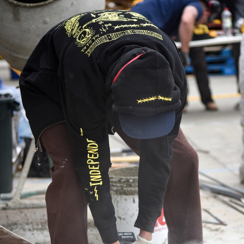 Bluza z kapturem Independent Zip Hood Bratrud Notebook czarna