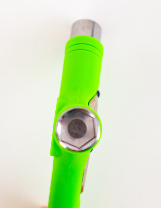 Klucz Do Deskorolki Nervous Zielony