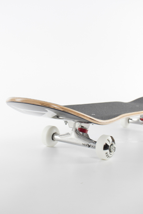 Deskorolka Nervous Classic Logo Black 8.125