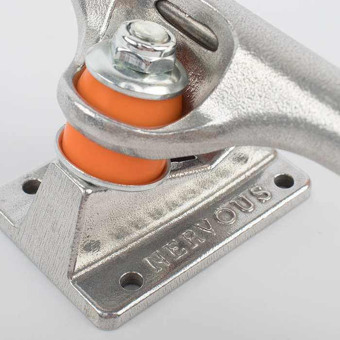 Trucki Nervous Silver