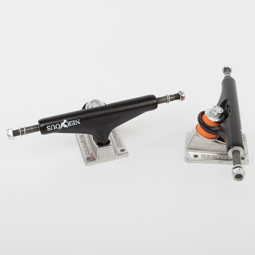 Trucki Nervous Black/Silver
