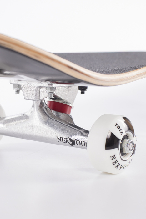 Deskorolka Nervous Classic Logo Black 8.125