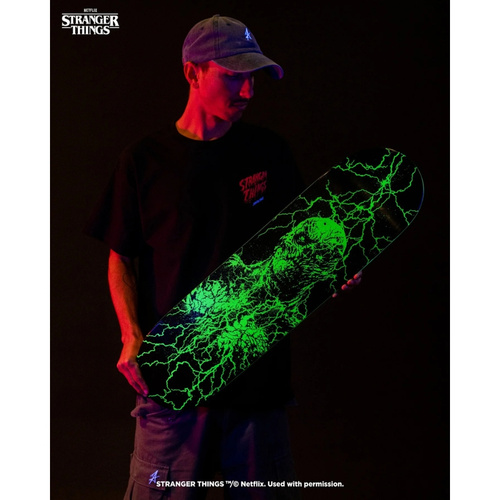 Blat do deskorolki Santa Cruz x Stranger Things Vecna 8.5" x 32.2"