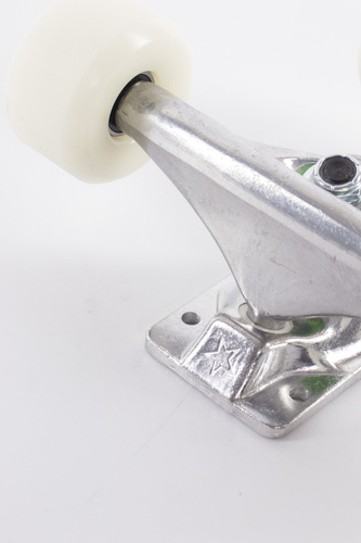 Zestaw Mini Logo Trucki 7.63" Raw + Łożyska Mini Logo + Koła A-Cut White 90 (53mm)