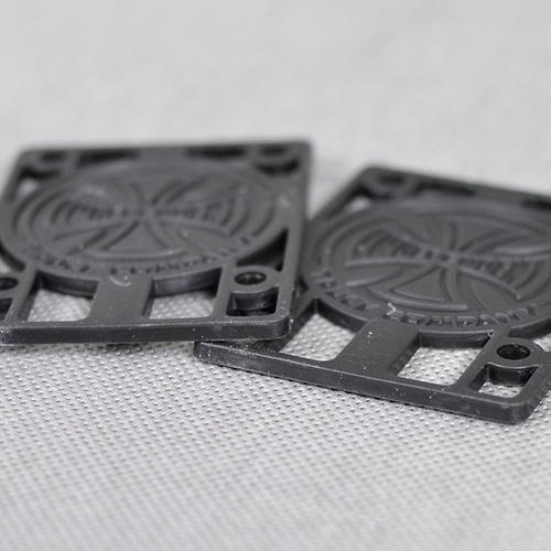 Podkładki Independent Riser Pads 1/8 Black